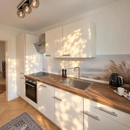 Sunside - Hochwertig Wohnen Mit Balkon In Zentraler Lage Timmendorfer Strand