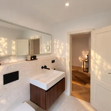 Apartment Sunside - Hochwertig Wohnen Mit Balkon In Zentraler Lage *